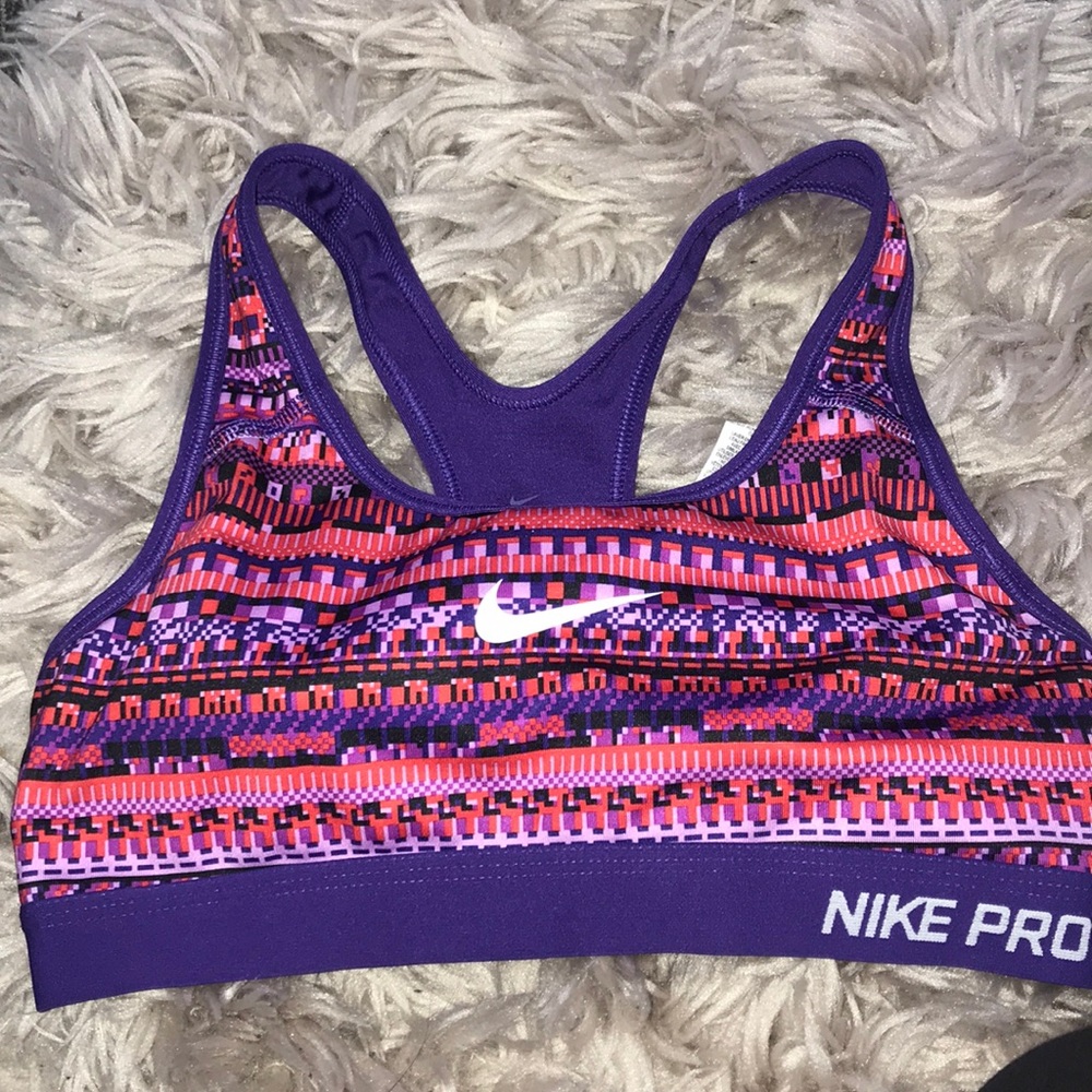Nike Pro Sports Bra